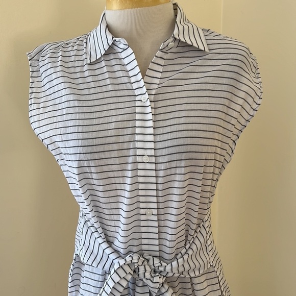 NWT! KENNETH COLE Size XS white striped Aliza wrap tunic top - Picture 2 of 8